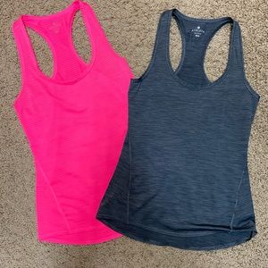ATHLETA - TWO Shadow Stripe Chi tanks